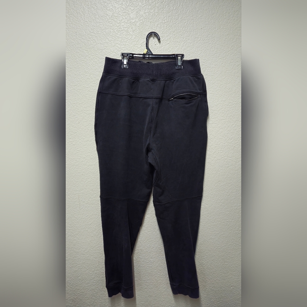 Lululemon joggers - Picture 4 of 6